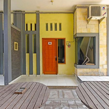 Super Oyo 91495 Hotel Indah Residence Dempassar Exterior foto