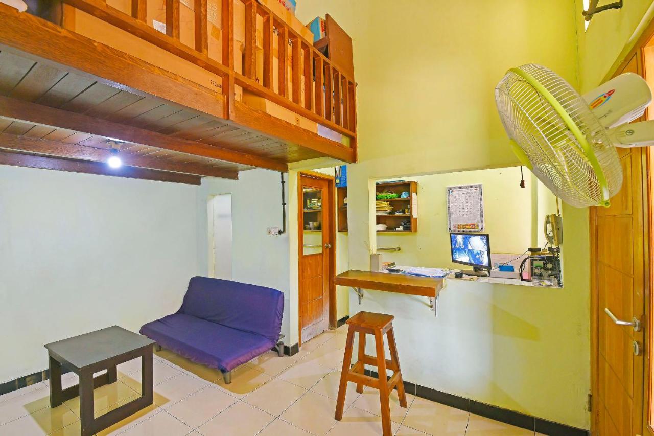 Super Oyo 91495 Hotel Indah Residence Dempassar Exterior foto