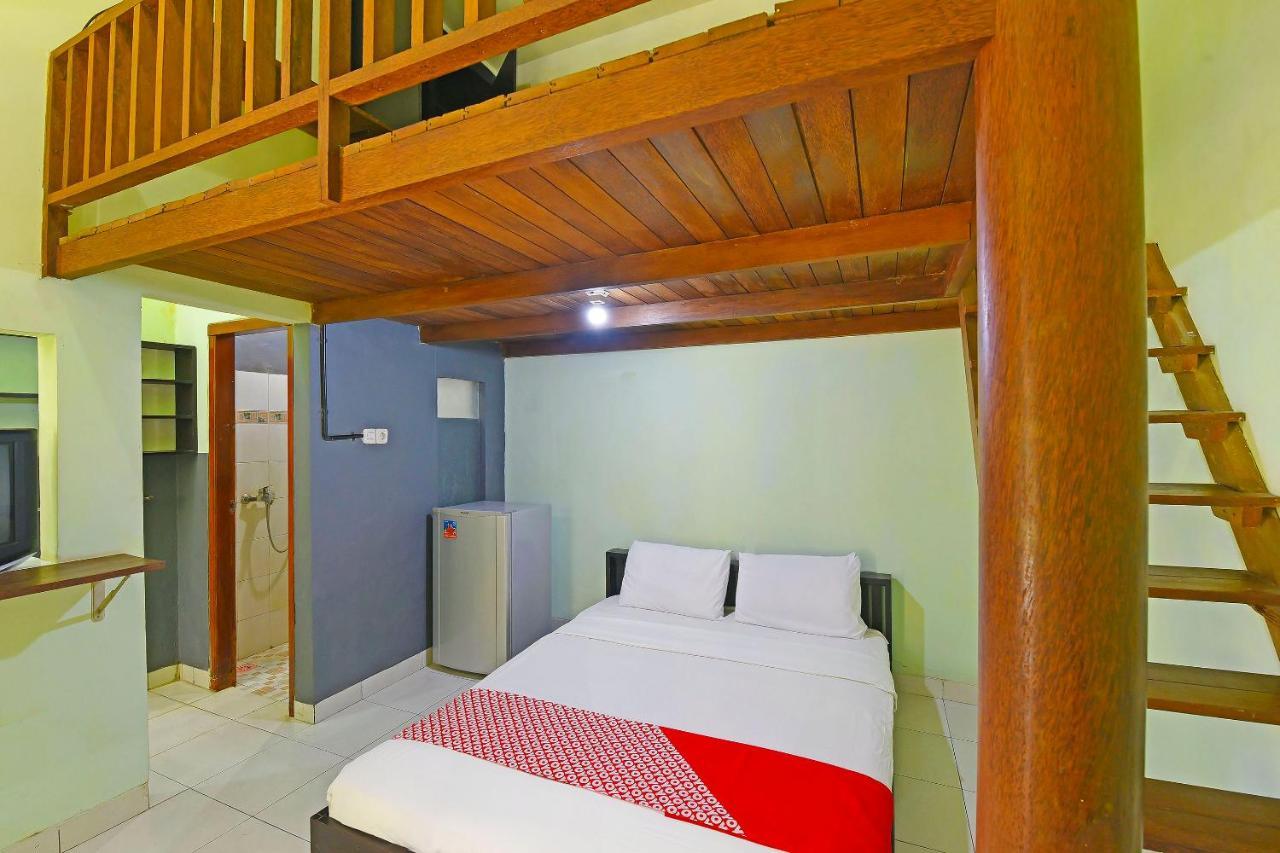 Super Oyo 91495 Hotel Indah Residence Dempassar Exterior foto