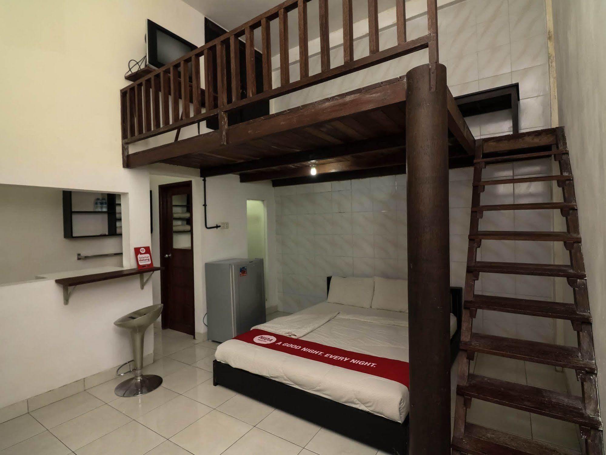 Super Oyo 91495 Hotel Indah Residence Dempassar Exterior foto